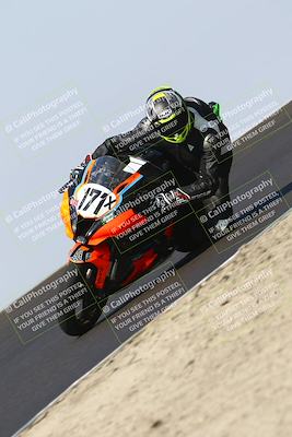media/Sep-05-2025-CRA (Fri) [[b1fe00145a]]/10am (Inside Turn 2)/
